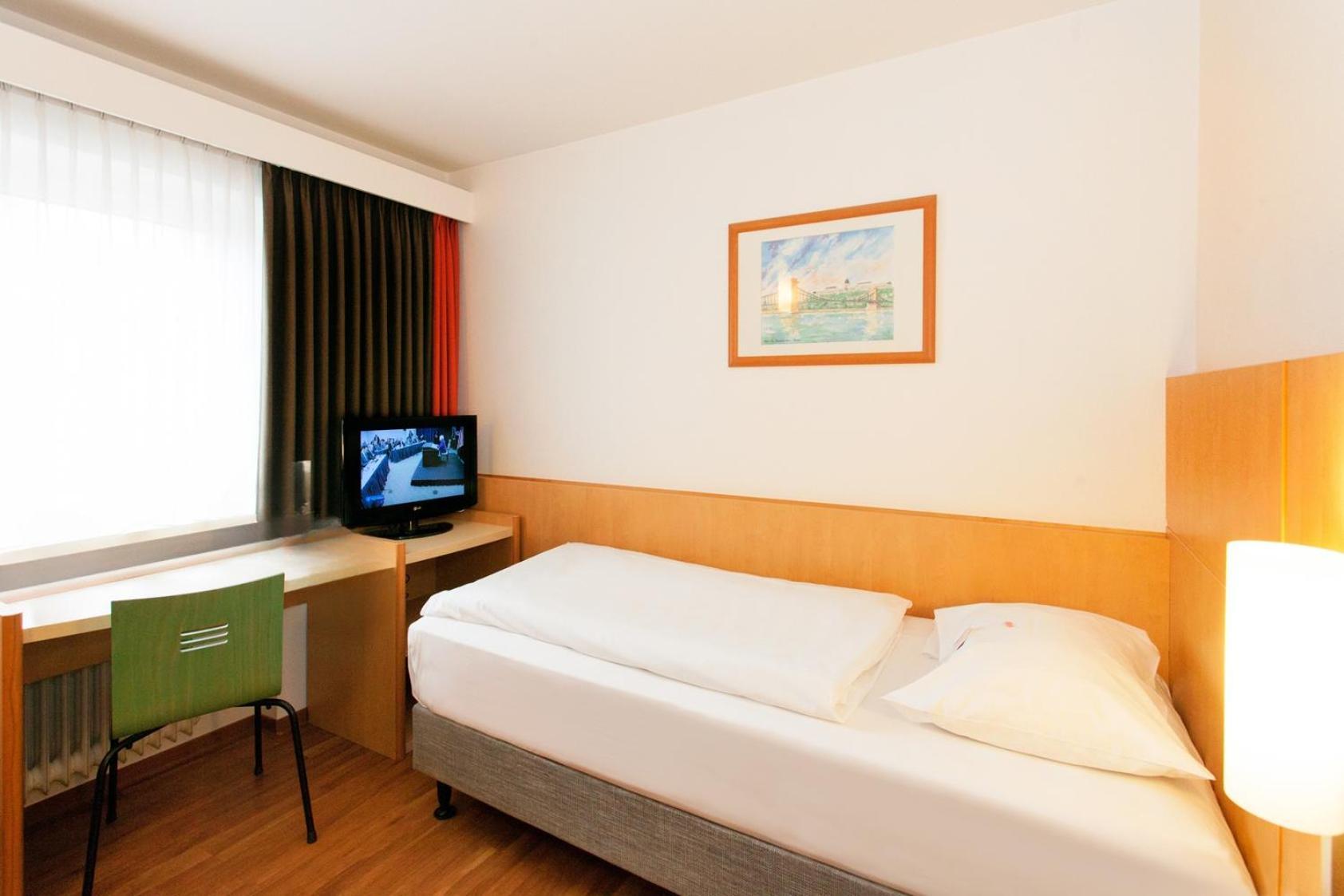 סארברוקן Saar City Hotel מראה חיצוני תמונה