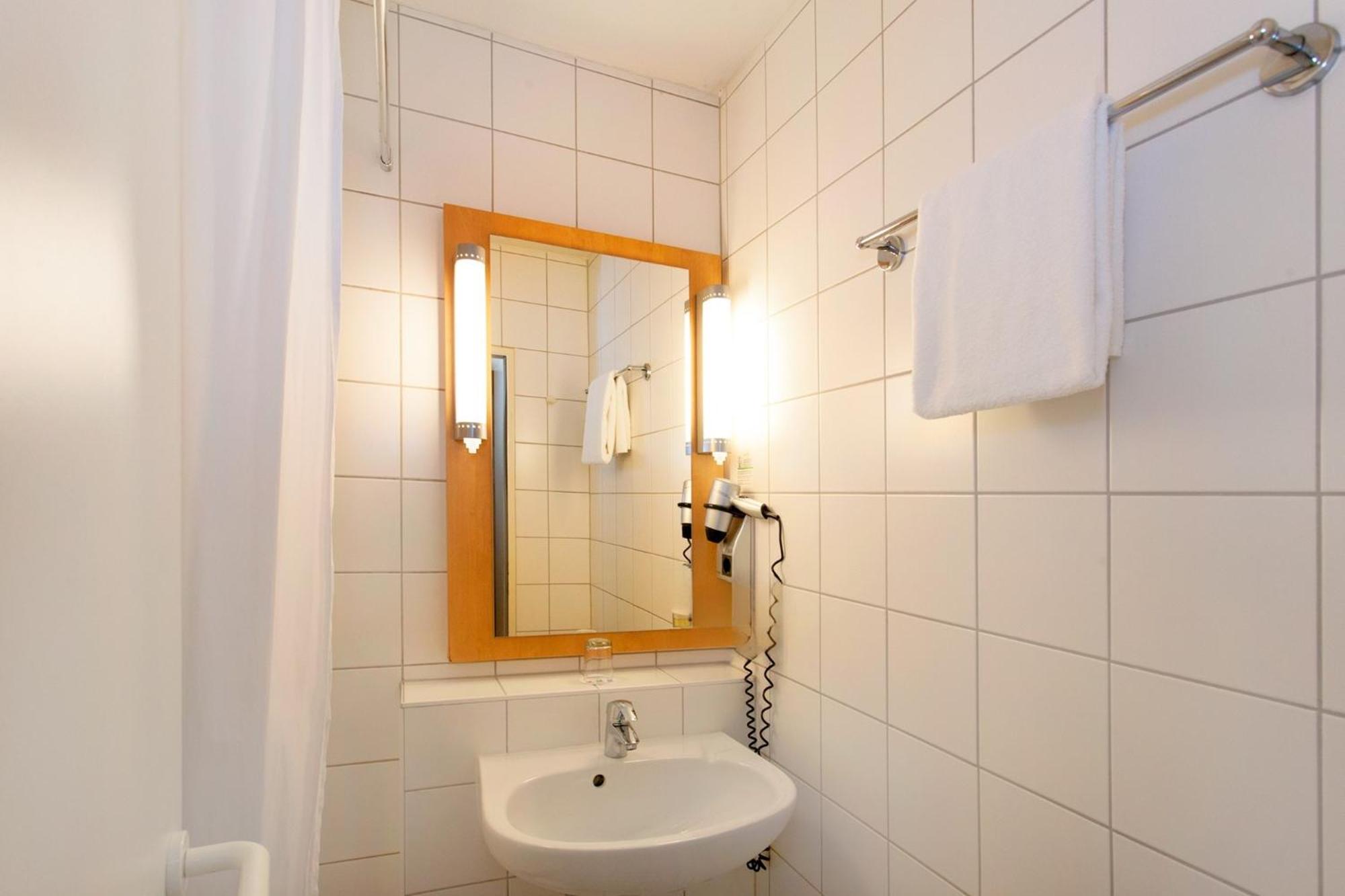 סארברוקן Saar City Hotel מראה חיצוני תמונה